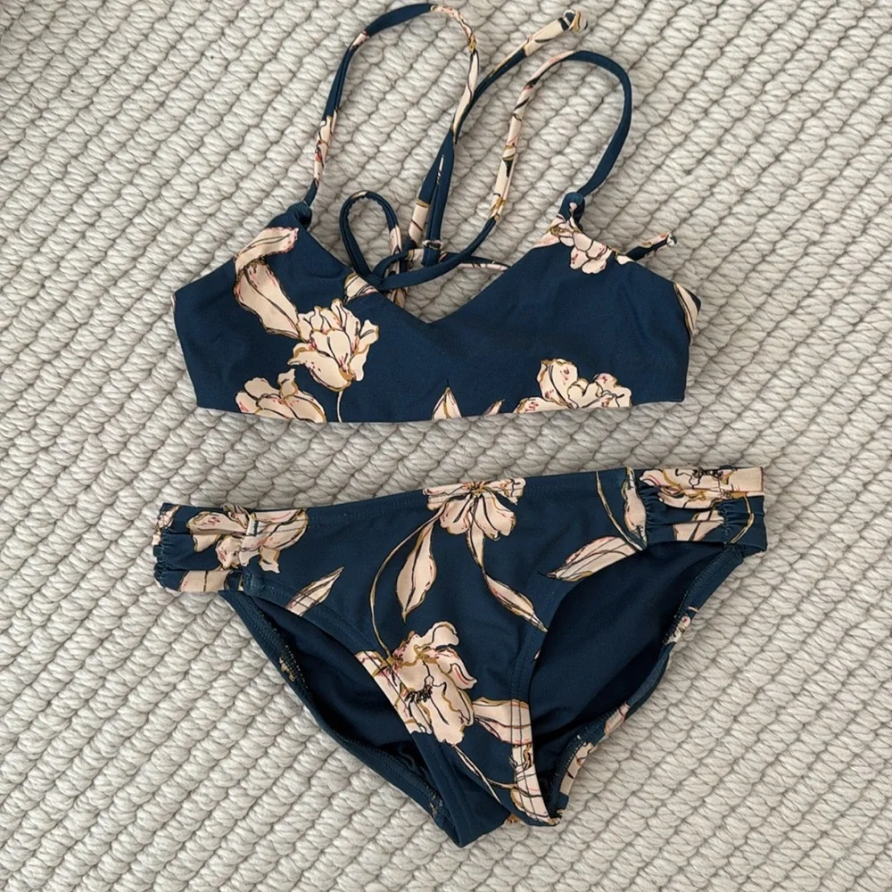 O’Neill Floral Two Piece girls size 7
